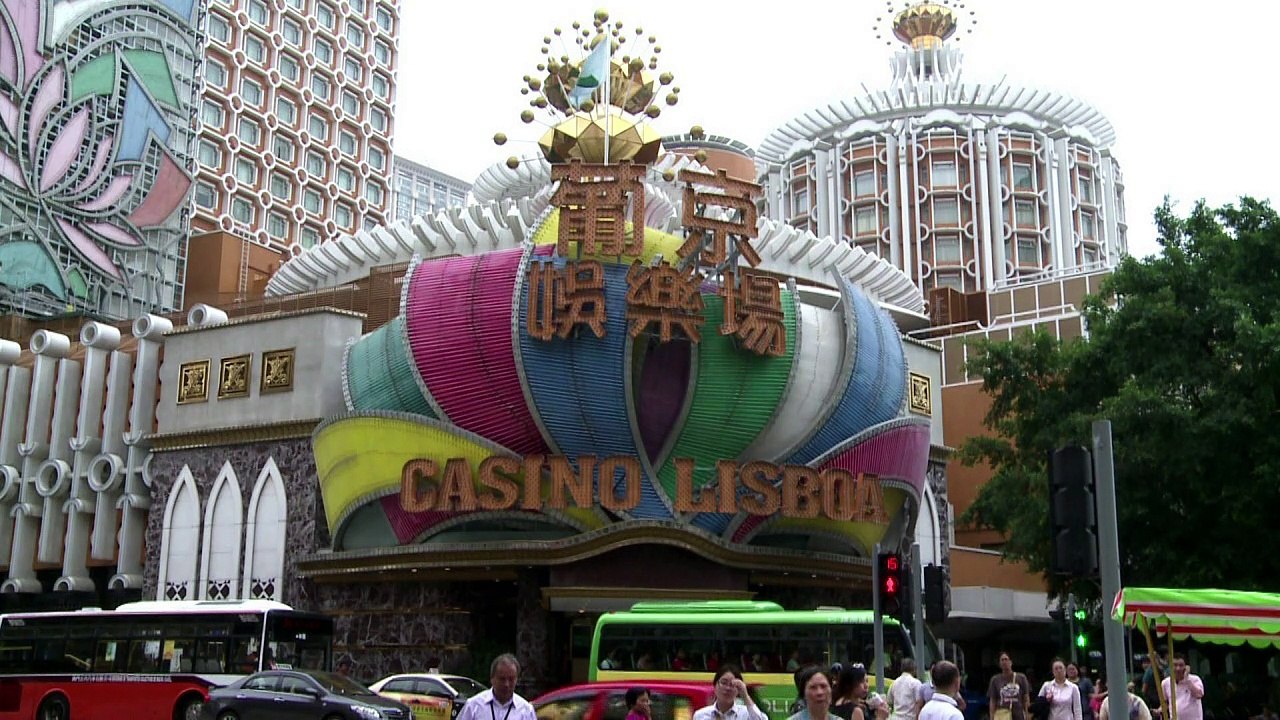 Deadly storm tells tale of two cities in Macau