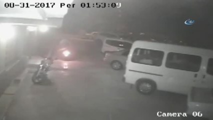 Elektrikli Bisikletle Ticari Taksiden Hırsızlık Kamerada