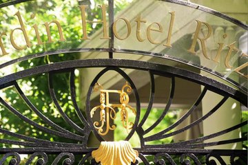 ¡¿QUÉ!? - Juan Carlos Briquet Marmol - El Ritz Madrid