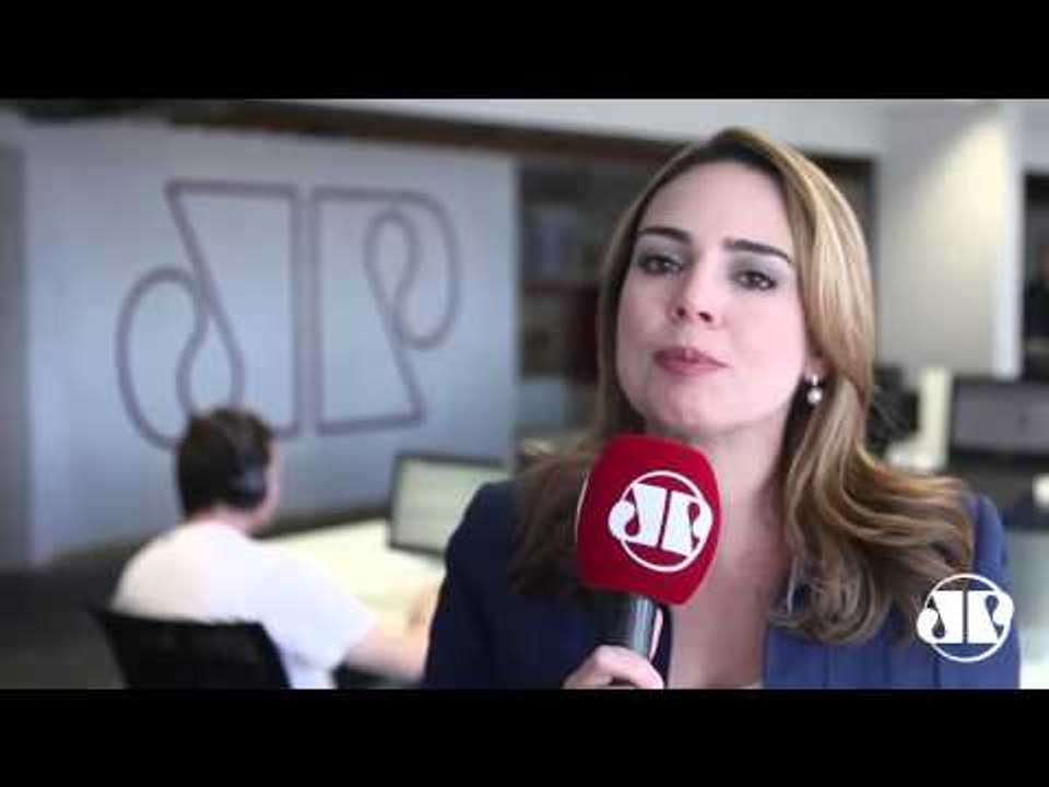 Sheherazade: agora que é vidraça, Lindberg Farias critica impeachment