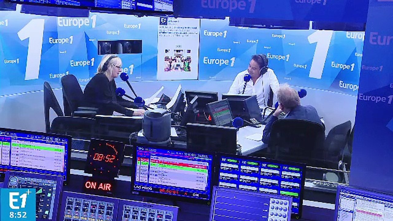 Humeur "musicale" pour le retour du calme après le départ des touristes, célébré par Gilbert Bécaud