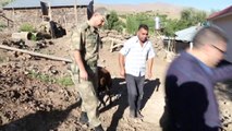 Kaymakam Çetin'den Şehit Ailelerine Kurbanlık Koyun Yardımı