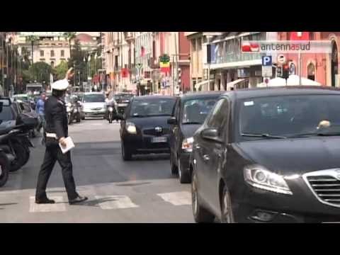 TG 12.05.14 Giro d'Italia, a Bari scattano i primi divieti per il passaggio della carovana rosa