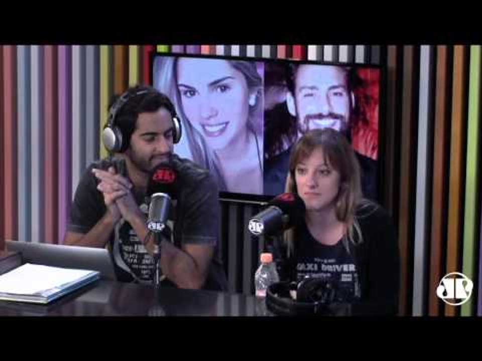 Aqui na Pan: Bárbara Evans e Cauã Reymond juntos no carro por uma hora