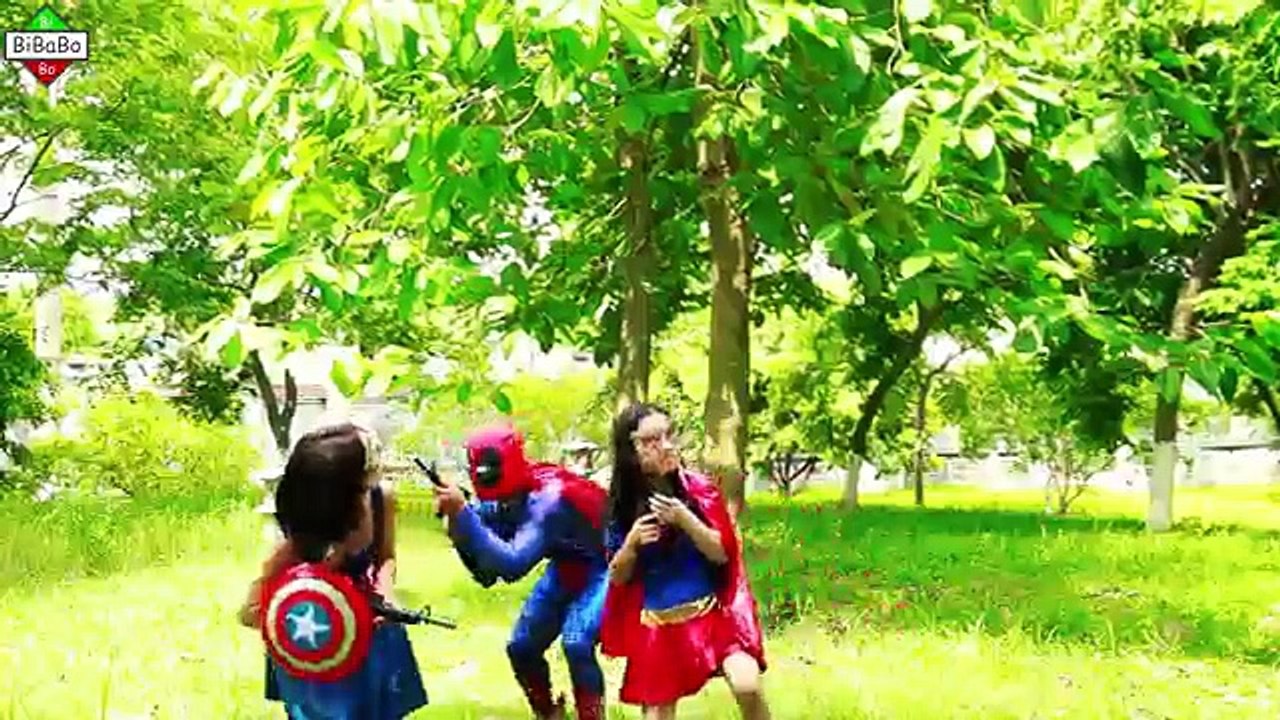 Hulk & Batman vs Superman and Frozen Elsa Naughty Captain America Gun Superhero in Real Li