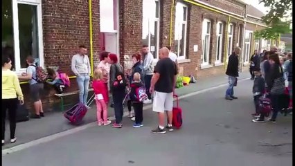 rentrée des classes à Manage