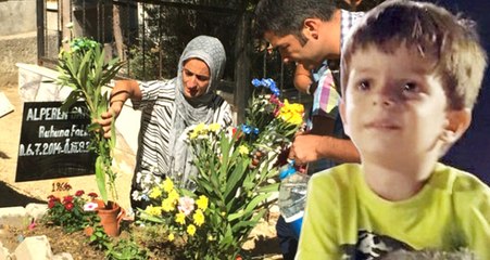 Bayramın En Acı Karesi! Alperen'in Mezarına Bırakılan Şeker ve Emzikler Yürekleri Dağladı