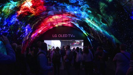 أجهزة التلفزيون فائقة الدقة تخطف الأضواء في معرض "أي اف ايه"