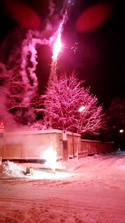 Silvester Feuerwerk des Tactical-Dad