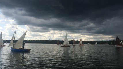 Rendez-vous de l'Erdre: orage sur Mazerolles, la régate est interrompue