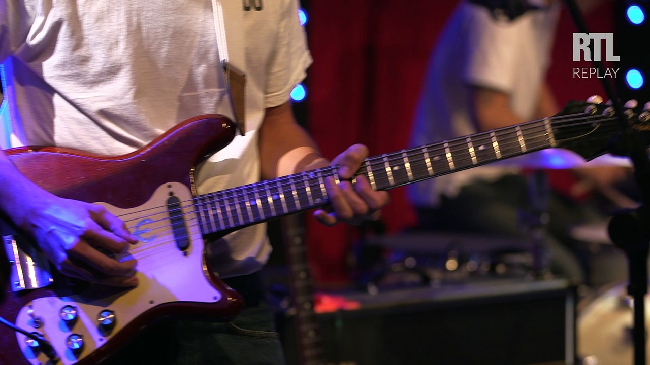BB Brunes - Terrain vague (LIVE) Le Grand Studio RTL