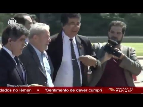 Chegada de Lula ao Planalto para pronunciamento de Dilma Rousseff | Jovem Pan