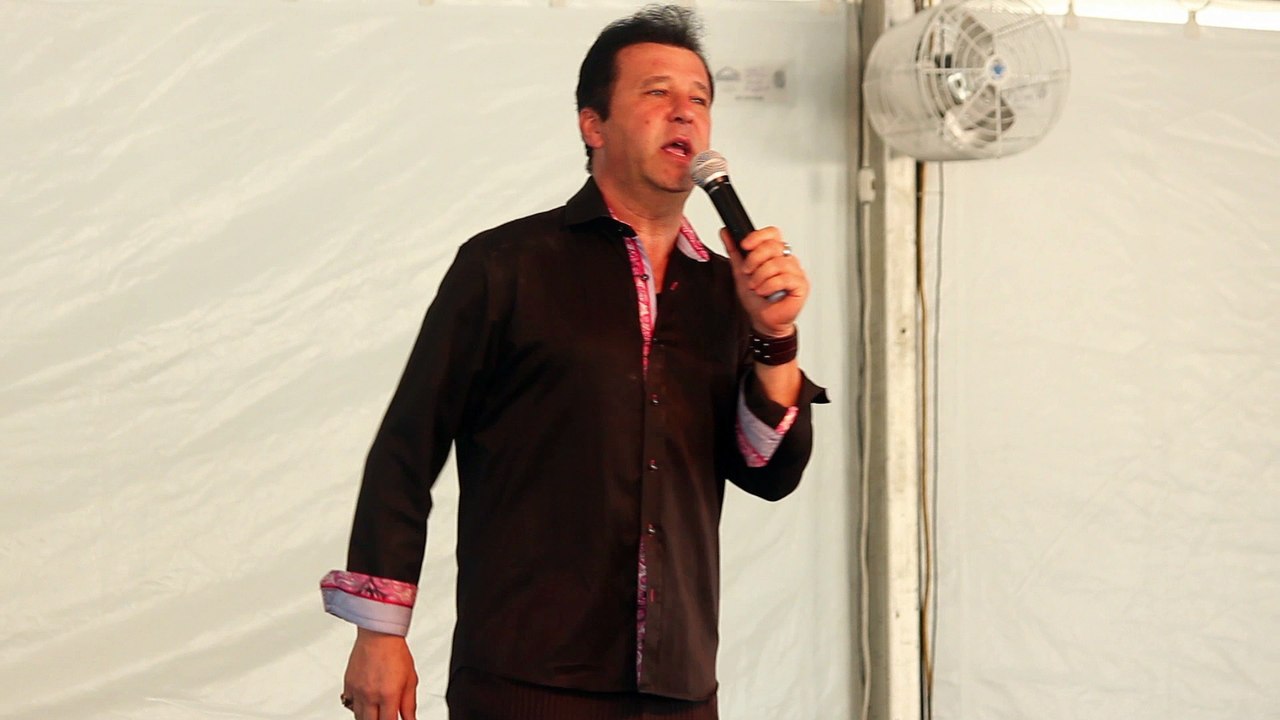 George Nadile sings 'Harum Holiday' Elvis Week 2017