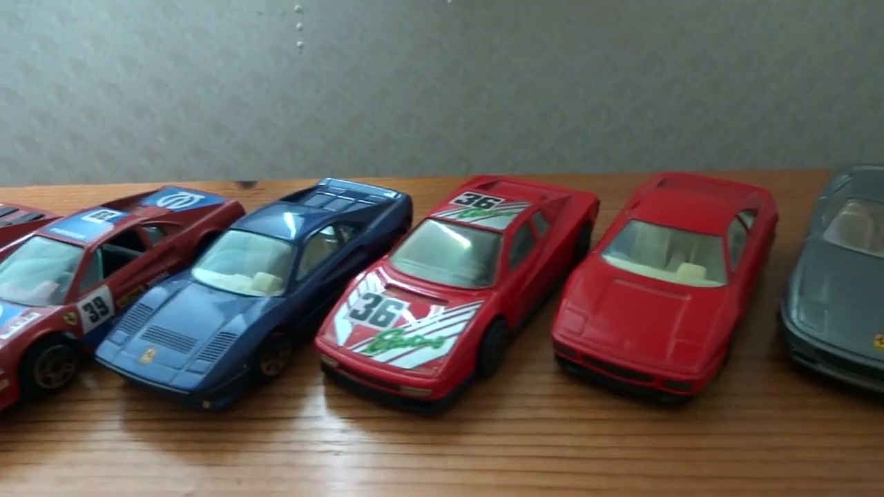 Ferrari Race and Play 1:43 - Ferrari F12berlinetta by Bburago