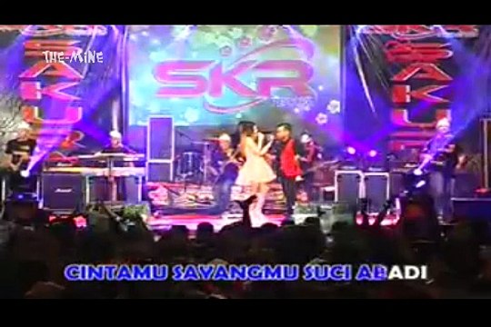KOLEKSI DANGDUT KARAOKE: NELLA KHARISMA FEAT ARGA, SATU HATI, JITUNADA