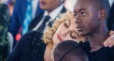 Madonna, Evlatlık Oğlu Futbolcu Olacak Diye Portekiz'den 9 Milyon Dolara Ev Aldı