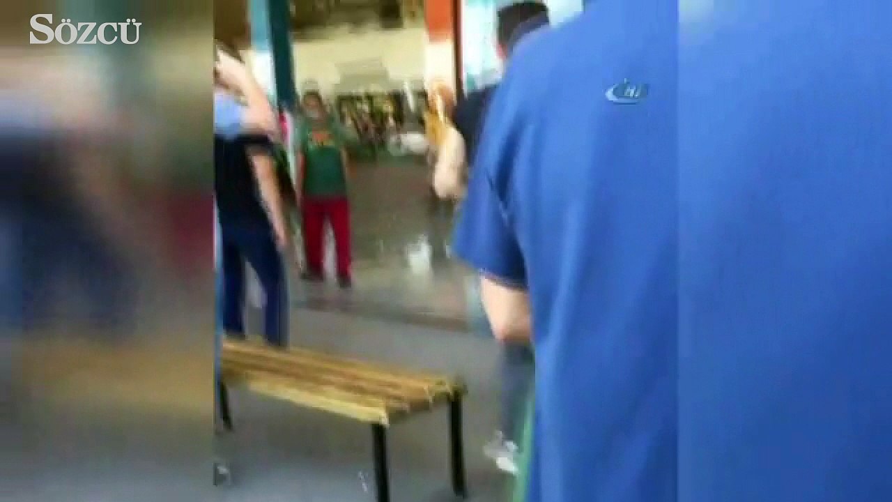 Kaçak boğa alışveriş merkezini birbirine kattı