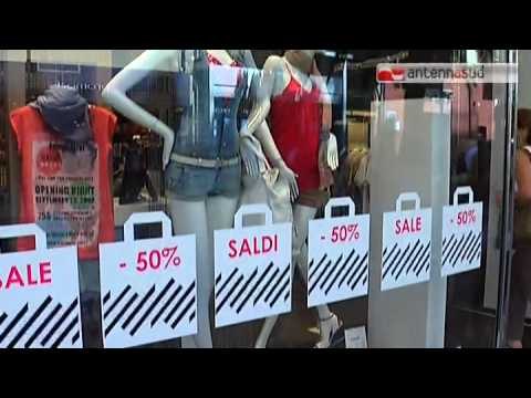 TG 14.07.14 Saldi flop e saracinesce abbassate a Bari nella seconda domenica di luglio