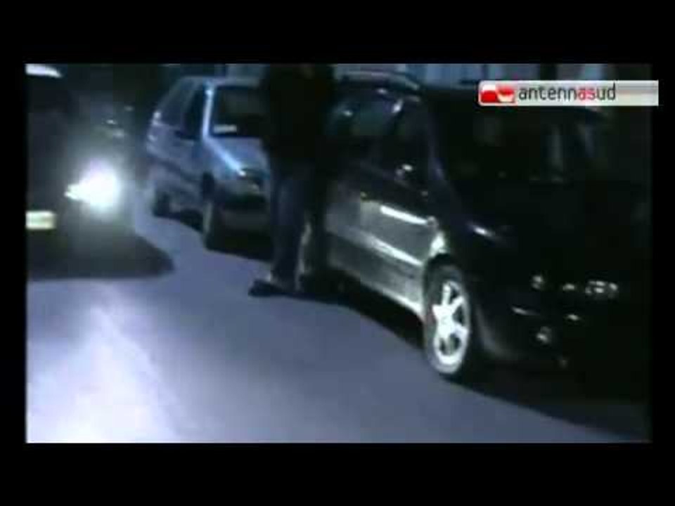 TG 25.07.14 Furti di energia elettrica, arrestati otto romeni