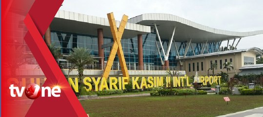 Ribuan Calon Penumpang Padati Bandara Sultan Syarif Kasim II