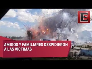 Sepultan a madre e hija víctimas de Tultepec