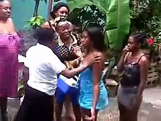 fighting african ladies