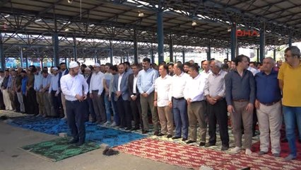 Kocaeli Arakan'da Öldürülenler İçin Gıyabi Cenaze Namazı Kılındı