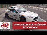 Prefeito João Doria pilota carro de luxo em autódromo de Abu Dhabi