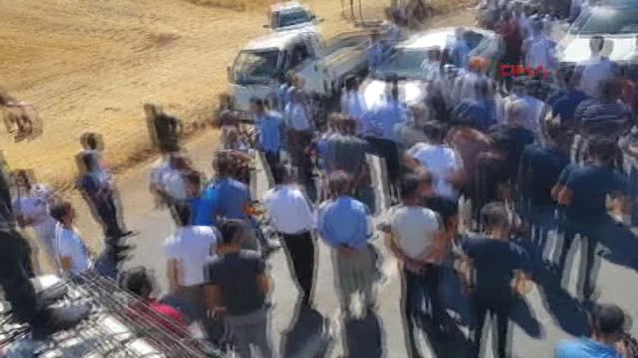 Adıyaman Su Eyleminde Sürücüler ile Köylüler Arasında Arbede