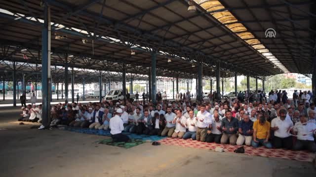 Arakan'da Katledilen Müslümanlar İçin Gıyabi Cenaze Namazı Kılındı