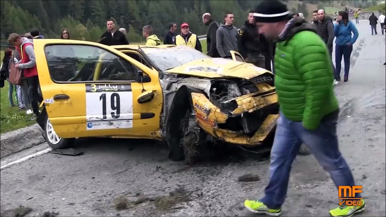 Ces spectateurs du rallye du Val D'aoste ont eu beaucoup de chance