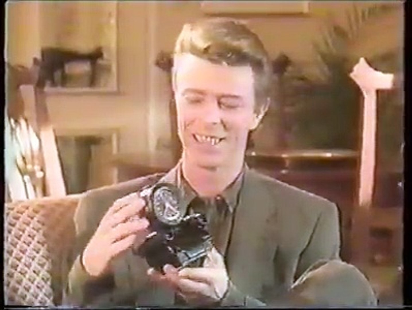 ⁣David Bowie Alarm Clock clip