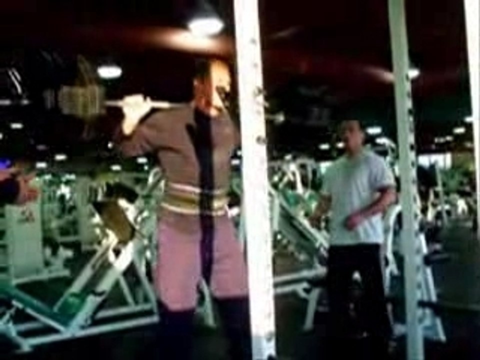 Athlé musculation Gerd Kanter squat 3x250kg