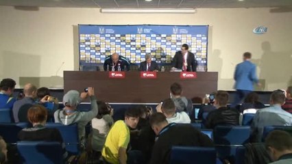 Mircea Lucescu: "Kalan 3 Maçı da Kazanmak Zorundayız"