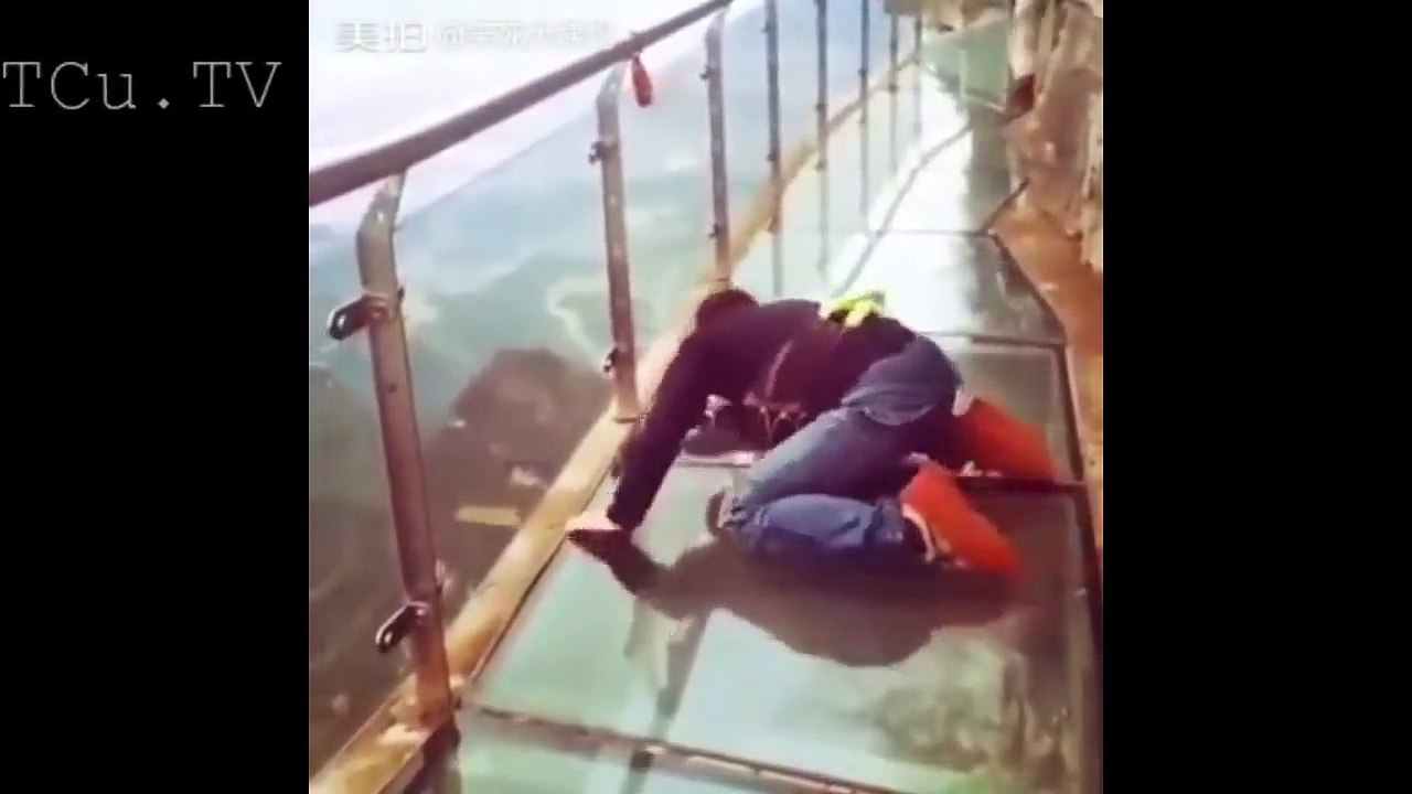 好玩视频!有恐高症的都吓傻了…哈哈哈