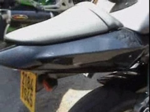 Vidéo moto delire entre potes zédeux