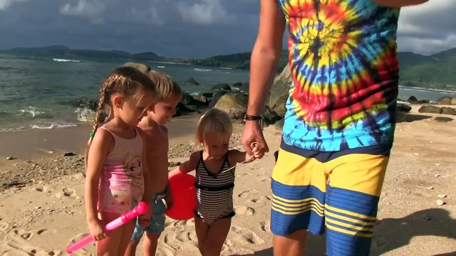 Пранк BAD KIDS - Папа в ЛОВУШКЕ! Вредные детки и Приколы с Papa, baby songs for boys in real life