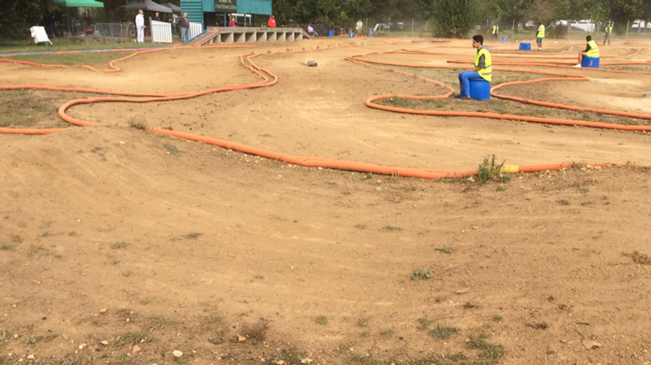 Course de buggys miniatures