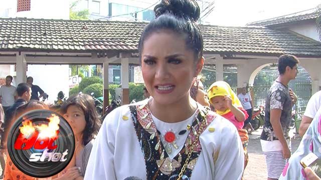 Hot Shot Seruuu: Rayakan Idul Adha, KD Tak Didampingi Raul - Hot Shot 03 September 2017