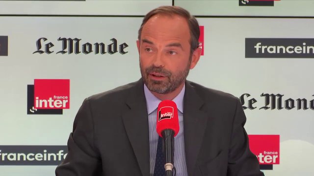 Édouard Philippe : Nous avons donc rajouté des contrats aidés