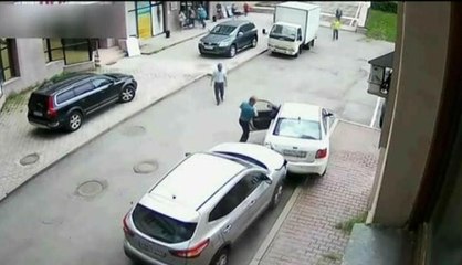 De cat timp are nevoie o soferita ca sa-si parcheze masina?