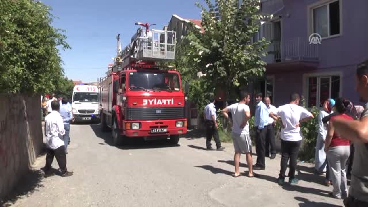 Ev Yangını