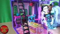 Alto monstruo en y Jugar con muñecas doble fecha de Monster High Frankie con Claude drakulaura