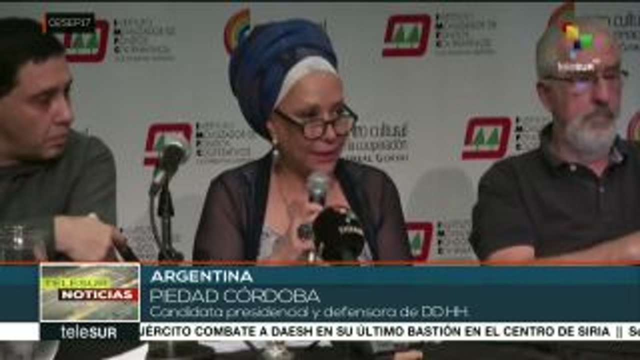 Piedad Córdoba expone dificultades de las mujeres en la política