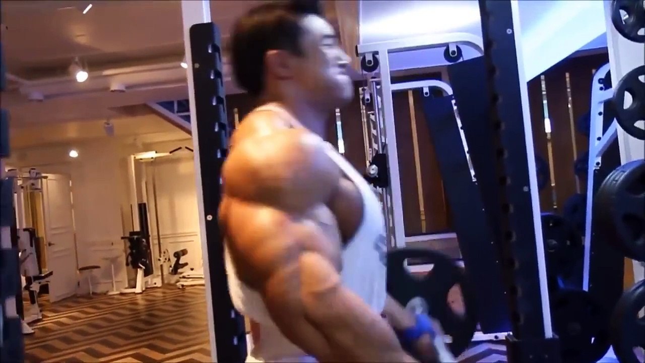 Korean Bodybuilder Workout biceps arms   Bodybuilder  Dancing