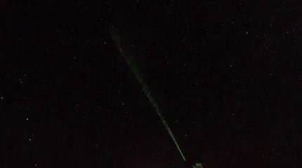 Increíble intenta comunicarse con ovnis y lo consigue , Japón