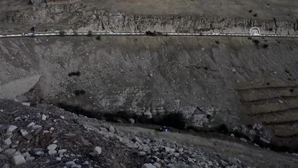 Mardin'de Trafik Kazası: 2 Ölü, 3 Yaralı