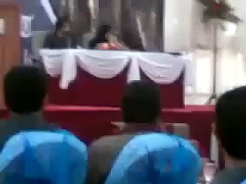 Awesome Urdu Funny Speech by Waleed Ahmed. UMT - University of Management and Technology