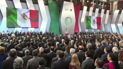 Presidente de México defiende su legado, camino a elecciones