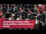 Niños mexicanos toman los curules de San Lázaro